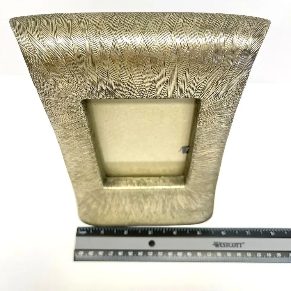 Modernist Silver Ceramic Wave Picture Frame 3.5X5 Self Standing-Scroll Design